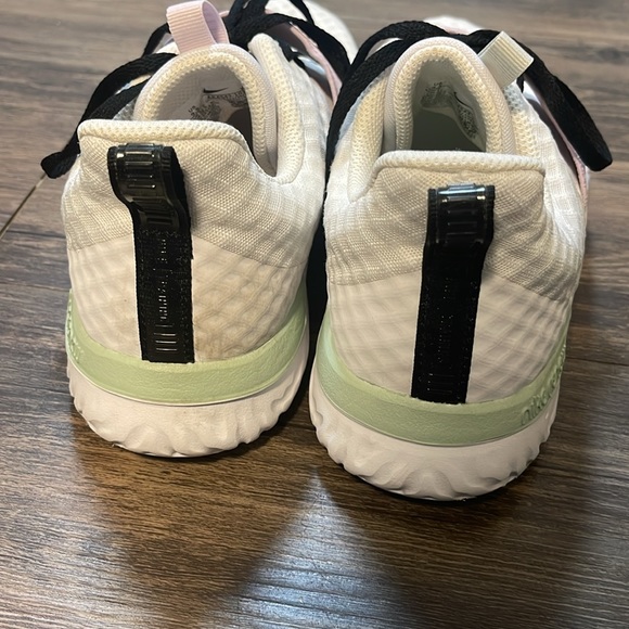 Nike Renew In Season Running Shoes - Picture 7 of 11